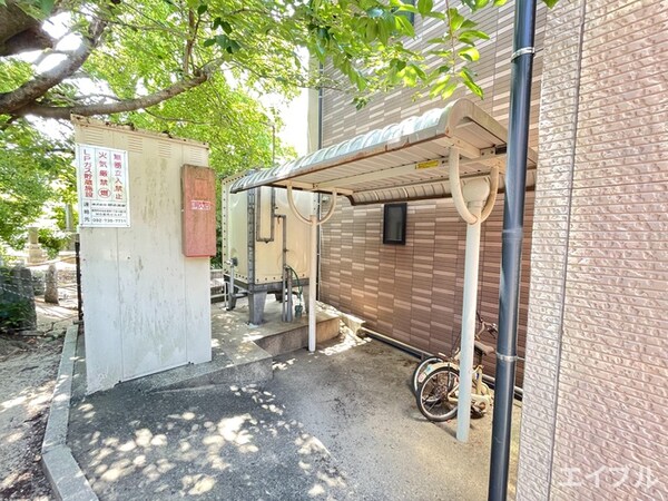駐輪場
