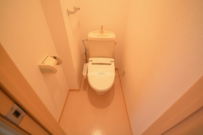 物件内観写真13　(トイレ)