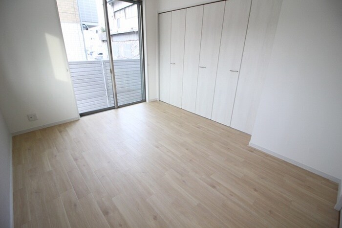 物件内観写真4　(居室)