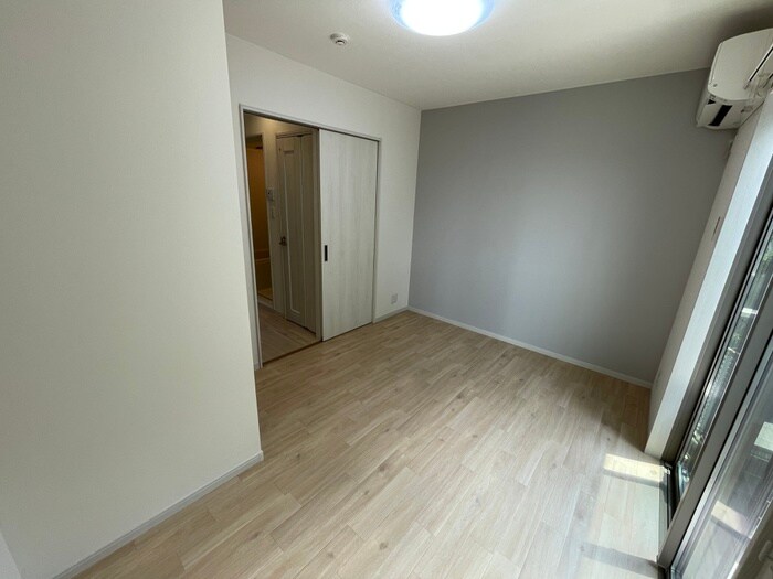 物件内観写真4　(居室)