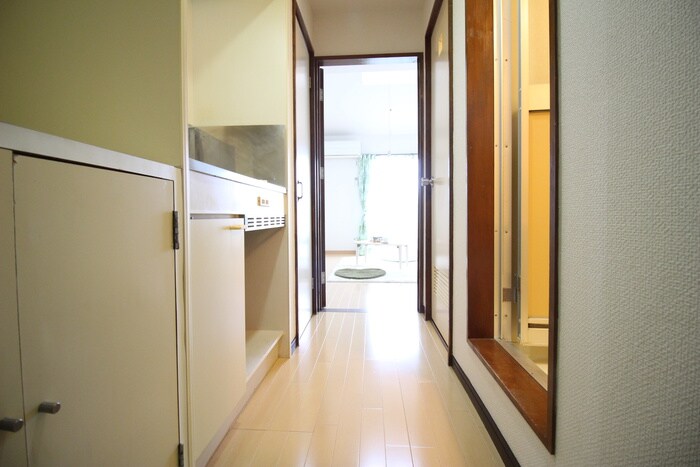 物件内観写真15　(廊下)