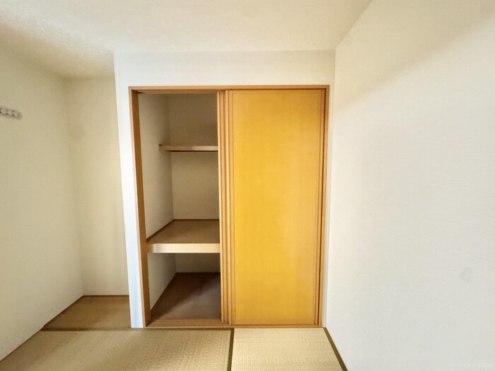 物件内観写真11　(収納)