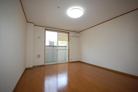 物件内観写真4　(居室)