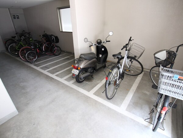 駐輪場
