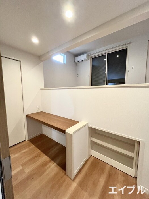 物件内観写真14　(居室)