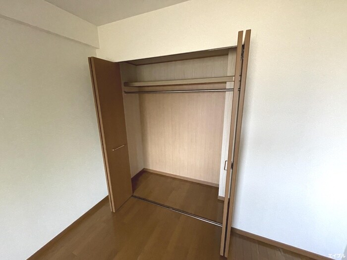 物件内観写真10　(収納)