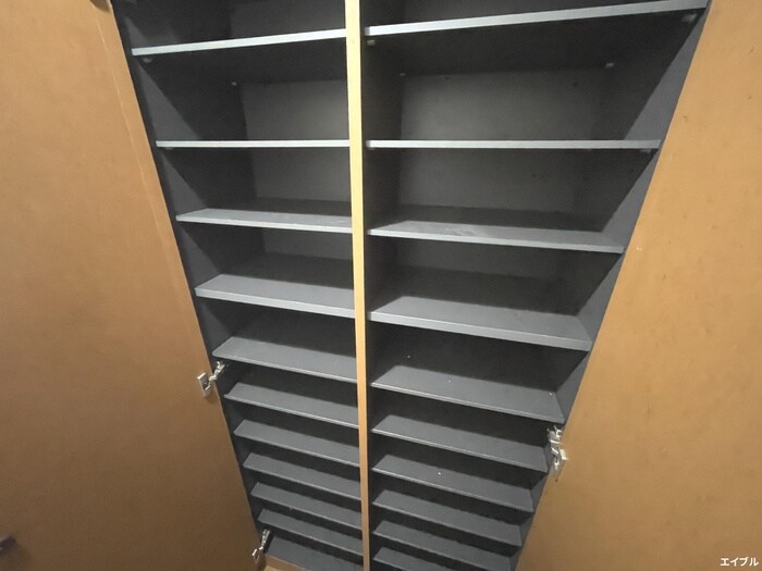 物件内観写真13　(靴箱)