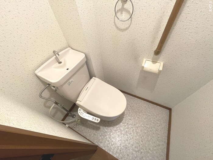 物件内観写真14　(トイレ)