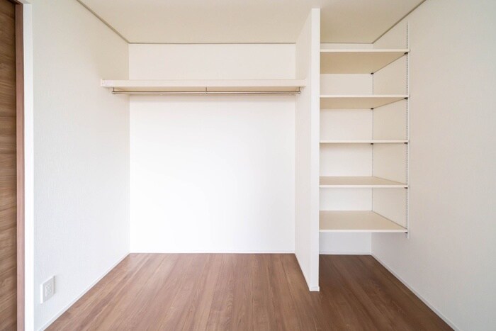 物件内観写真14　(収納)
