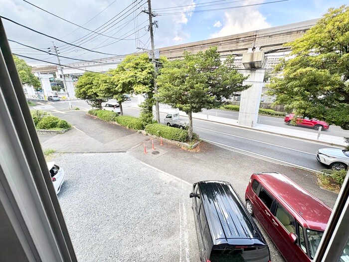 物件内観写真15　(室内からの展望)