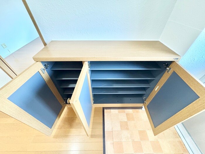 物件内観写真16　(靴箱)