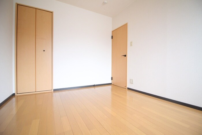 物件内観写真12　(居室)