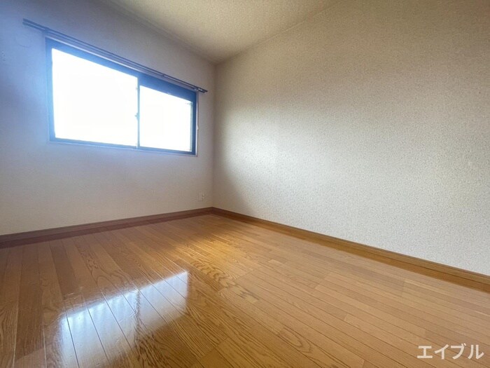 物件内観写真10　(居室)