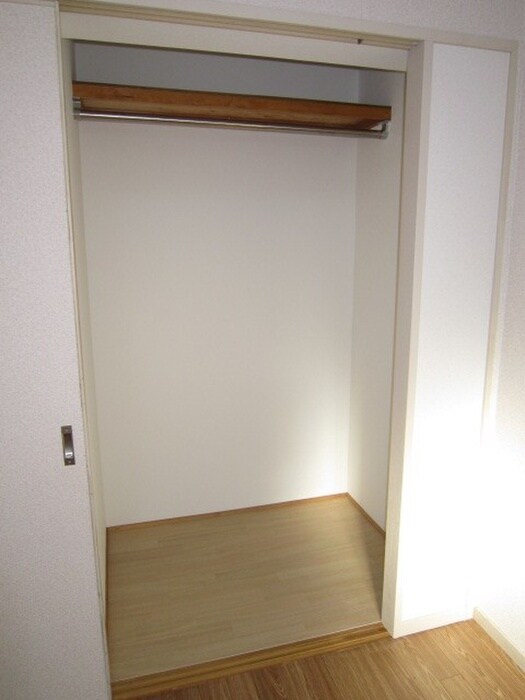 物件内観写真9　(収納)