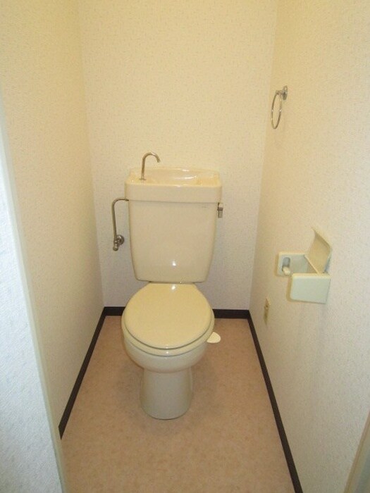 物件内観写真13　(トイレ)