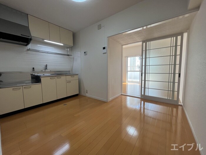 物件内観写真8　(居室)