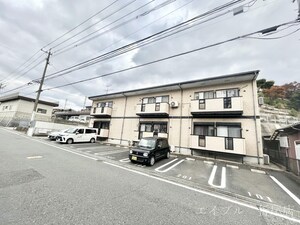 ベルカーサ日吉台外観写真