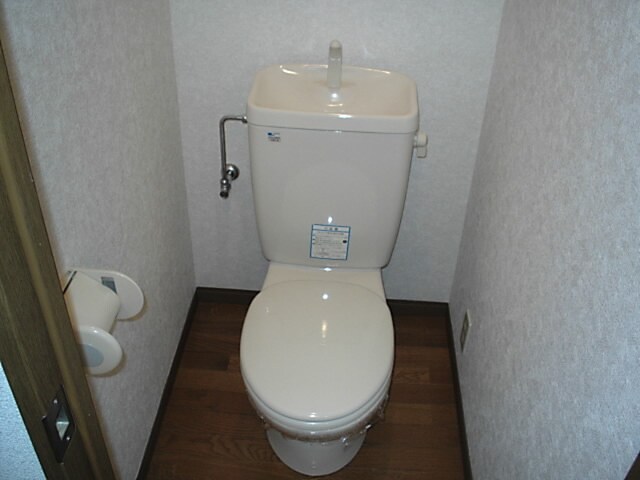 物件内観写真6　(トイレ)