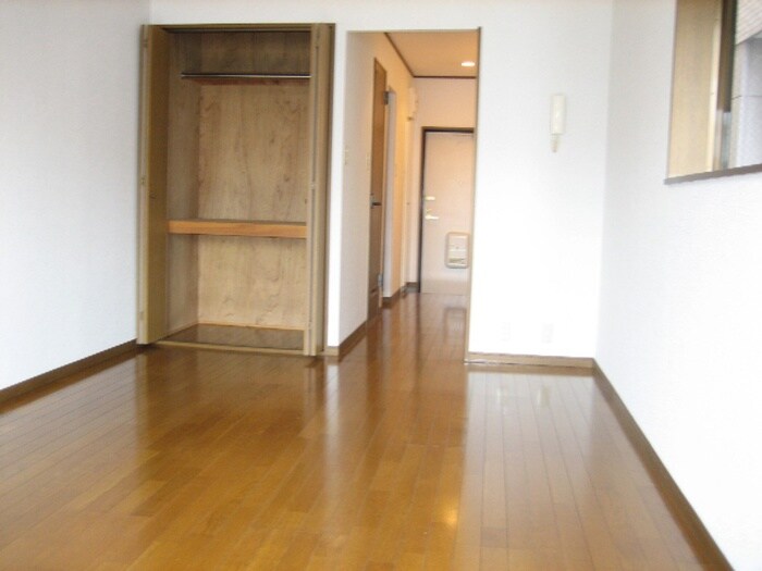 物件内観写真11　(居室)