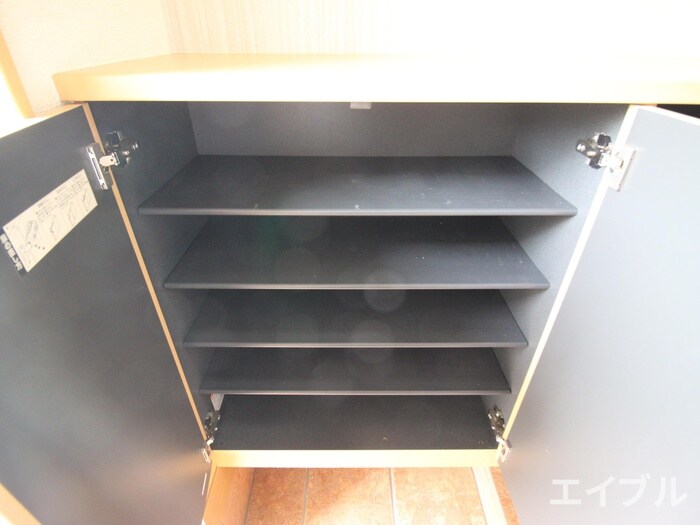 物件内観写真17　(玄関)