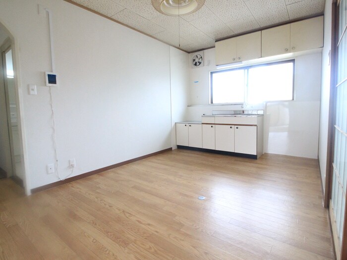 物件内観写真4　(居室)