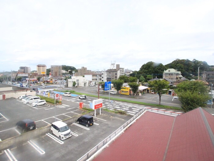 物件内観写真14　(室内からの展望)