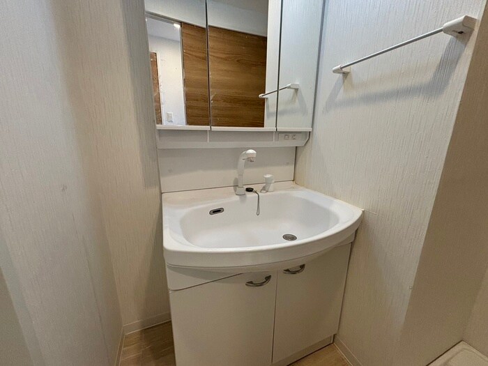 物件内観写真12　(洗面)