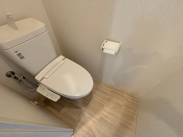 物件内観写真14　(トイレ)