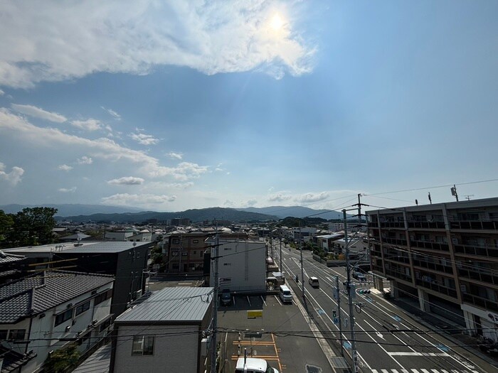 物件内観写真22　(室内からの展望)