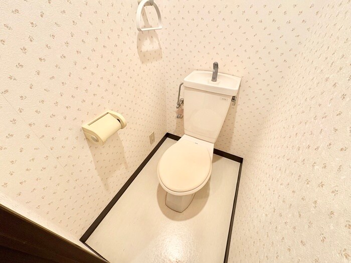 物件内観写真12　(トイレ)