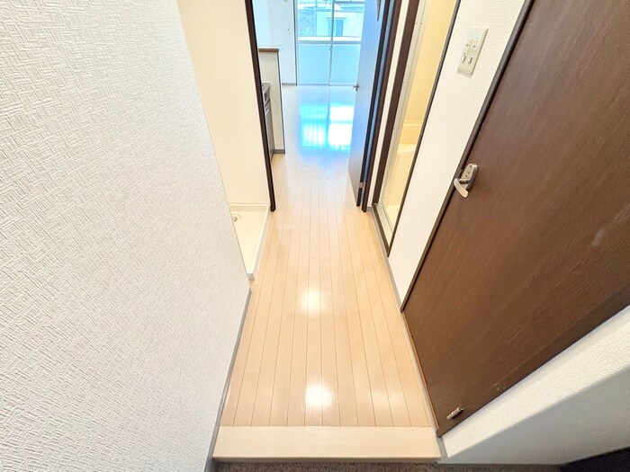 物件内観写真20　(廊下)