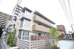 D-room高宮駅前外観写真
