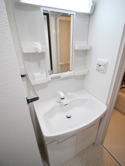 物件内観写真11　(洗面)