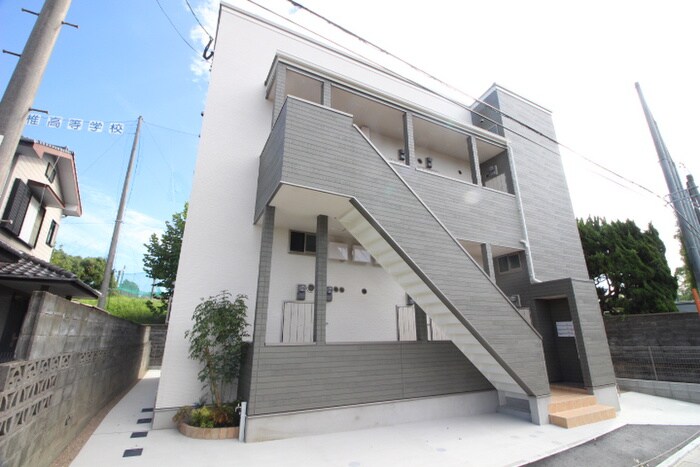 物件外観写真1　(外観写真)