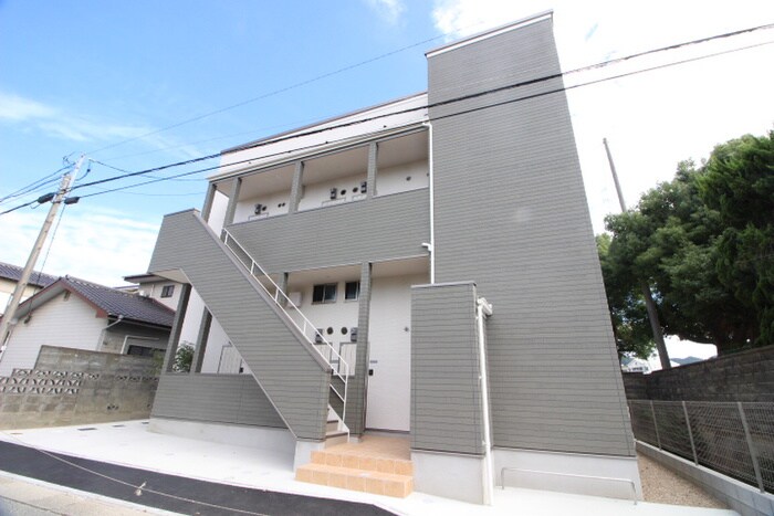 物件外観写真2　(外観写真)