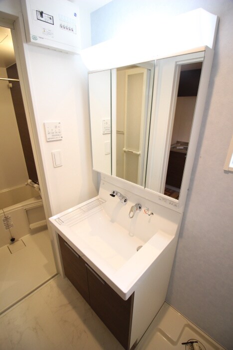 物件内観写真12　(洗面)