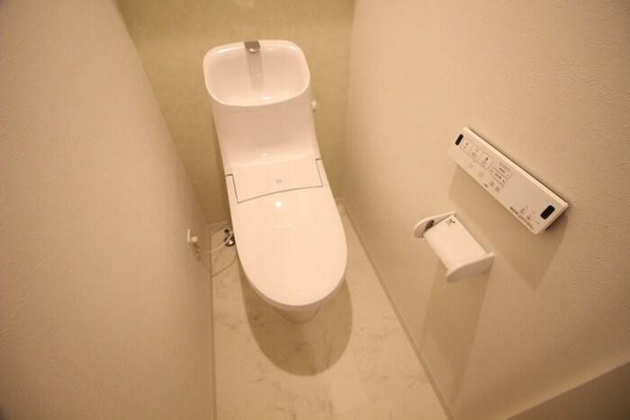 物件内観写真14　(トイレ)