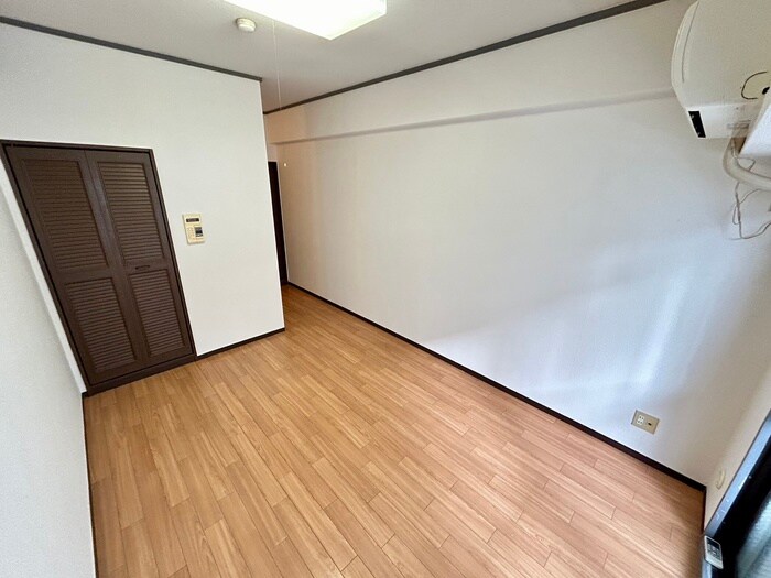 物件内観写真18　(居室)