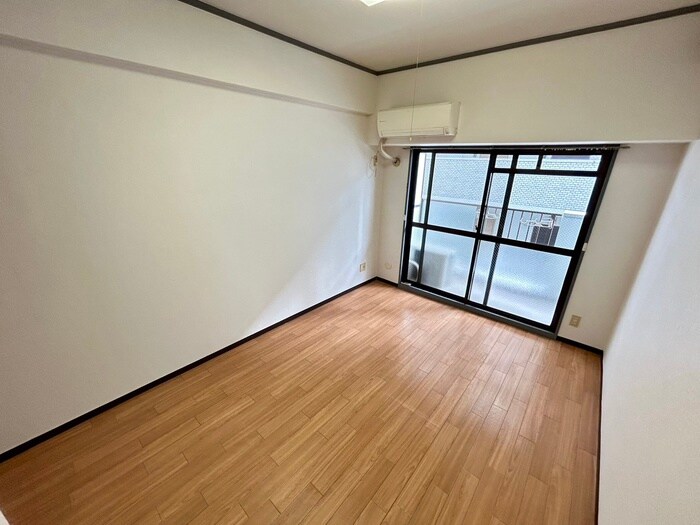 物件内観写真19　(居室)