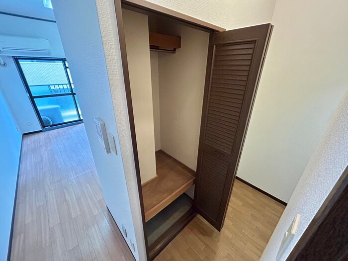 物件内観写真21　(収納)