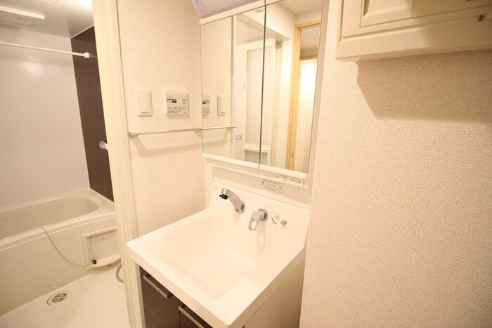 物件内観写真13　(洗面)