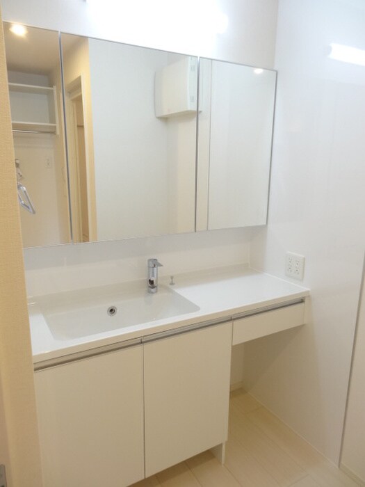 物件内観写真17　(洗面)