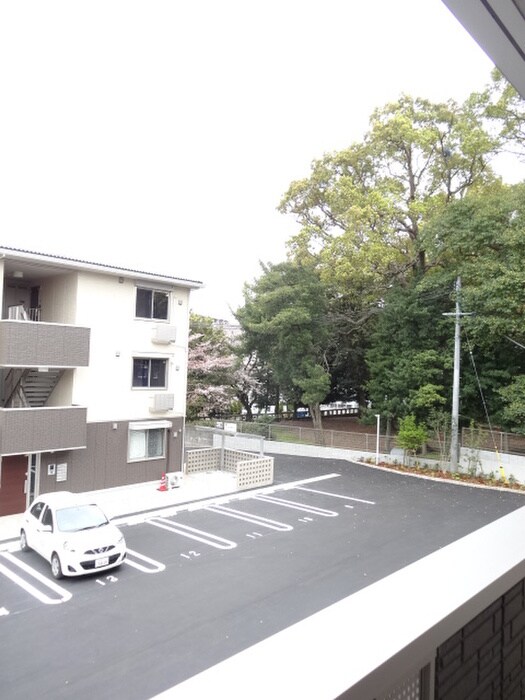 物件内観写真21　(室内からの展望)