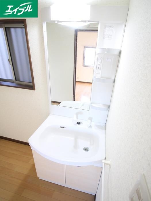 物件内観写真10　(洗面)