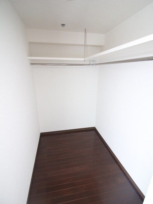 物件内観写真15　(収納)