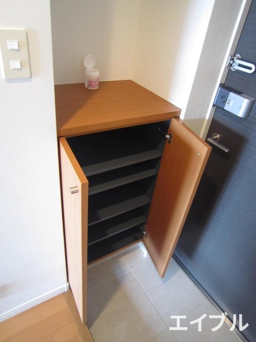 物件内観写真12　(靴箱)