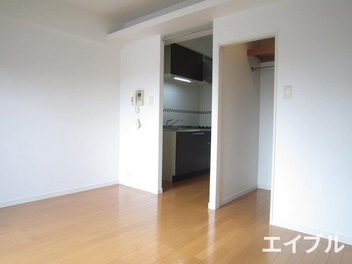 物件内観写真15　(居室)