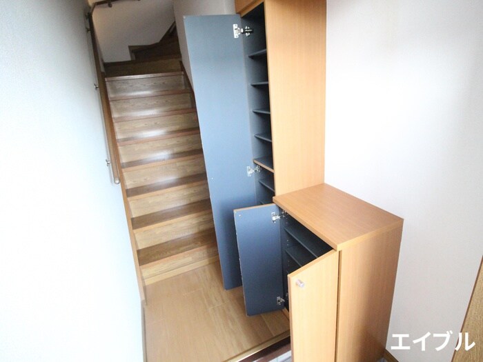 物件内観写真14　(靴箱)