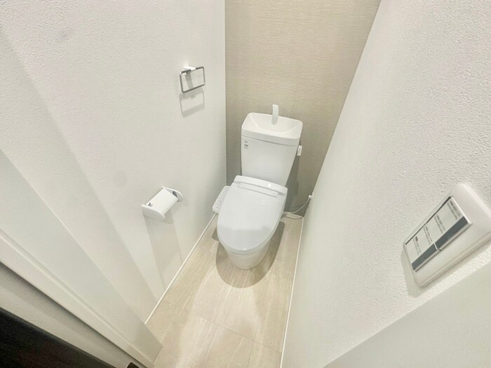 物件内観写真8　(トイレ)