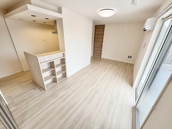 物件内観写真8　(居室)